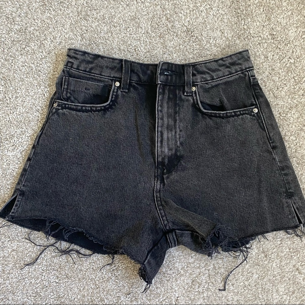 Zara shorts split hem